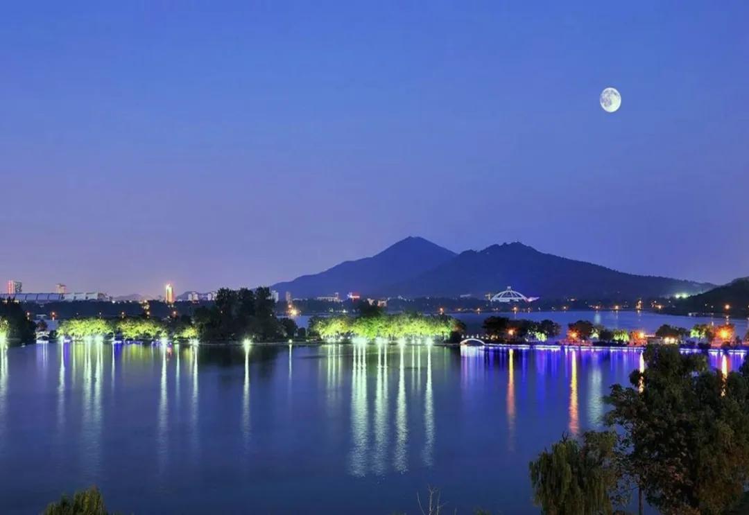 苏州吴中20人会议场地,苏州1800平米室内场地