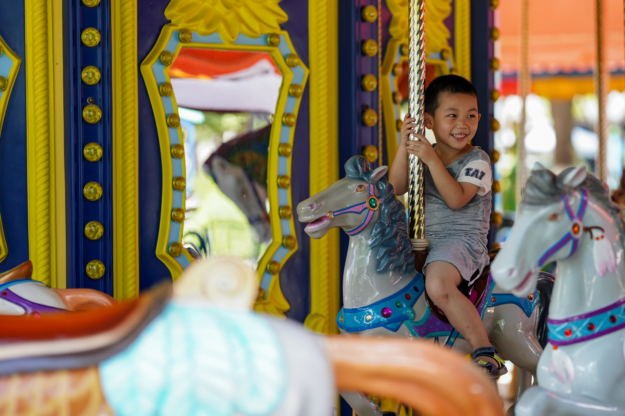 索尼适马851.4定焦镜头,适马85f1.4索尼微单