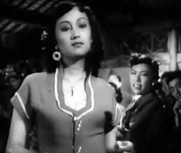 新中国二十二大影星之外的明星,健在的二十二大影星