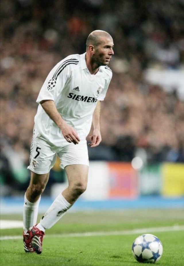 法国足球历史最佳阵容齐达内,法国队三叉戟齐达内