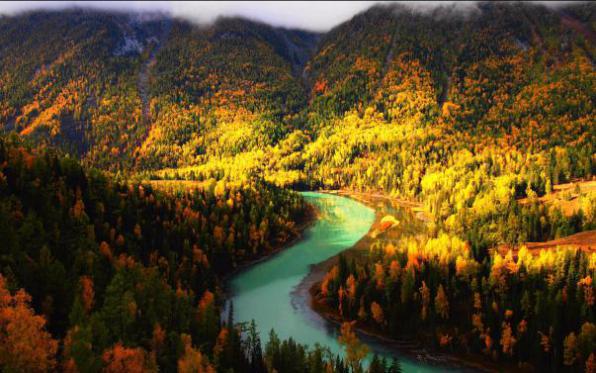 乌市伊犁环游五日路线,环游之旅新疆