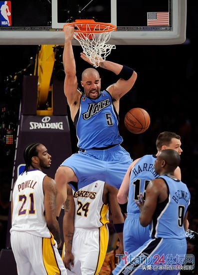 92年的梦一队和08年梦八队，你认为哪一届最强？