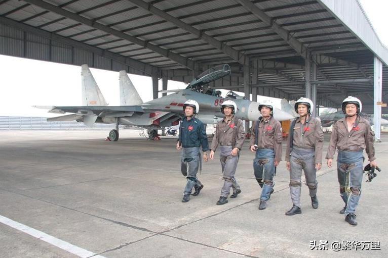 “河内上空战火飘”，越南空军的规模，为何被压缩了10倍？