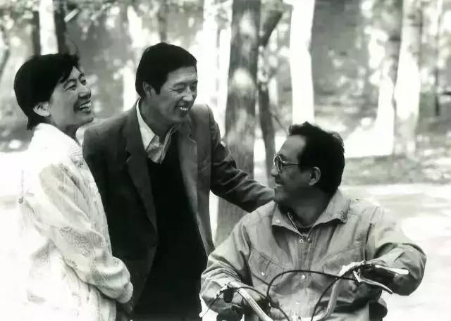 正常人的膀胱最大憋尿量,男生挑战24小时膀胱极限