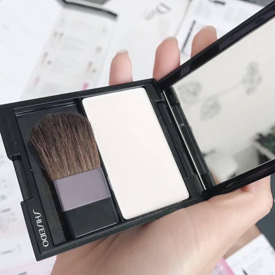 想要脸变精致用什么,自然高光推荐轻松打造高级脸