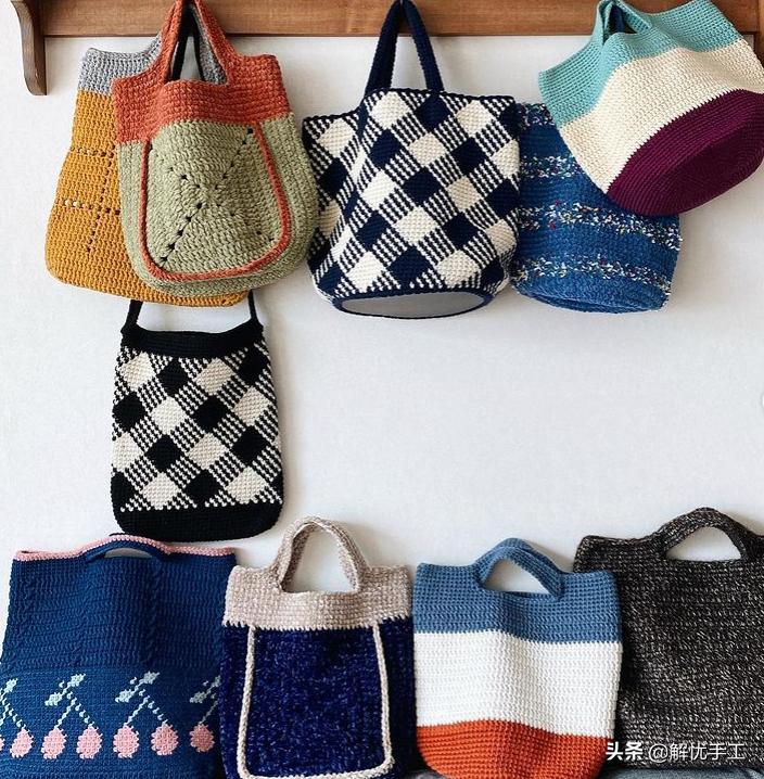 简单漂亮的小包包钩针教程,韩国钩针钩桌布花样教程