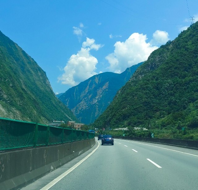 汶川和九寨沟自驾游攻略最佳路线,阿坝桃坪羌寨旅游攻略