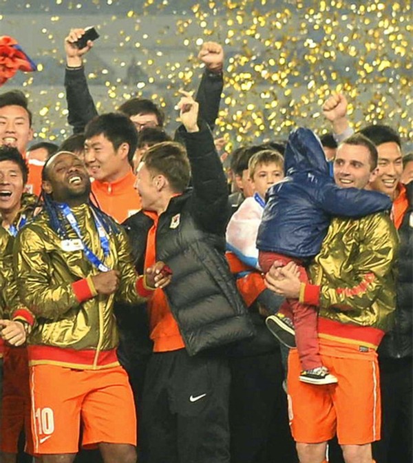 功勋回归蒙蒂略,蒙蒂略复出