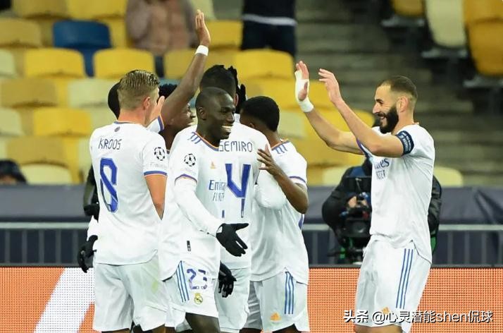 梅西姆巴佩均双响巴黎4-1布鲁日,梅西6:1场欧冠视频