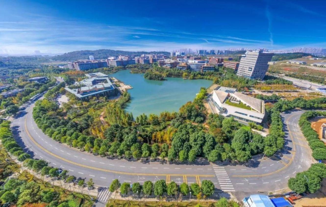 关山大道是光谷中心吗,武汉光谷关山千亿大道