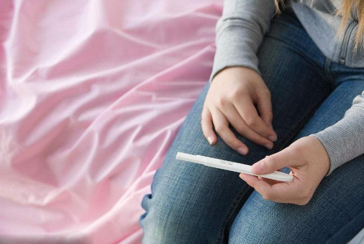 怀孕两个月检查结果胚胎停育了,怀孕胎停及时发现还有救吗