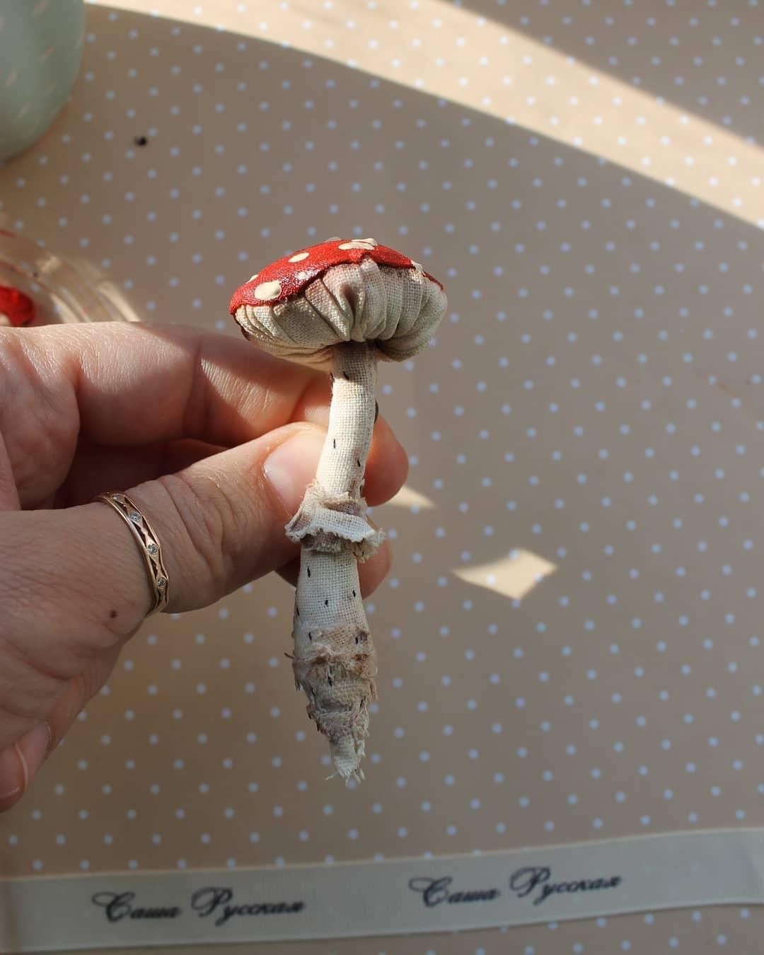 国外艺术家的布艺玩偶作品，非常有创意和想象力