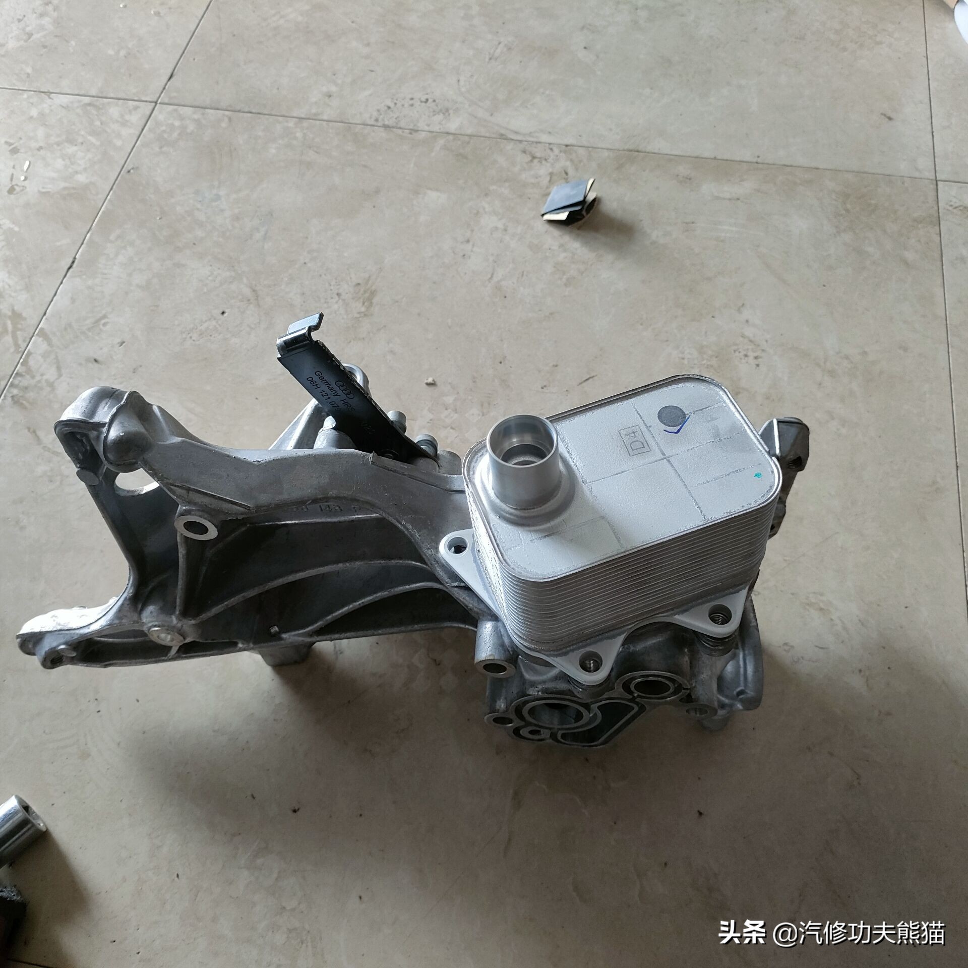 奥迪q5烧机油值不值得买,2015款奥迪q5舒适型烧机油