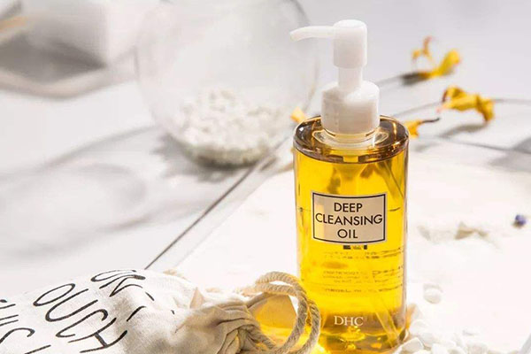 10大平价最好用的卸妆油品牌,日本卸妆油排名第一名口碑最好的