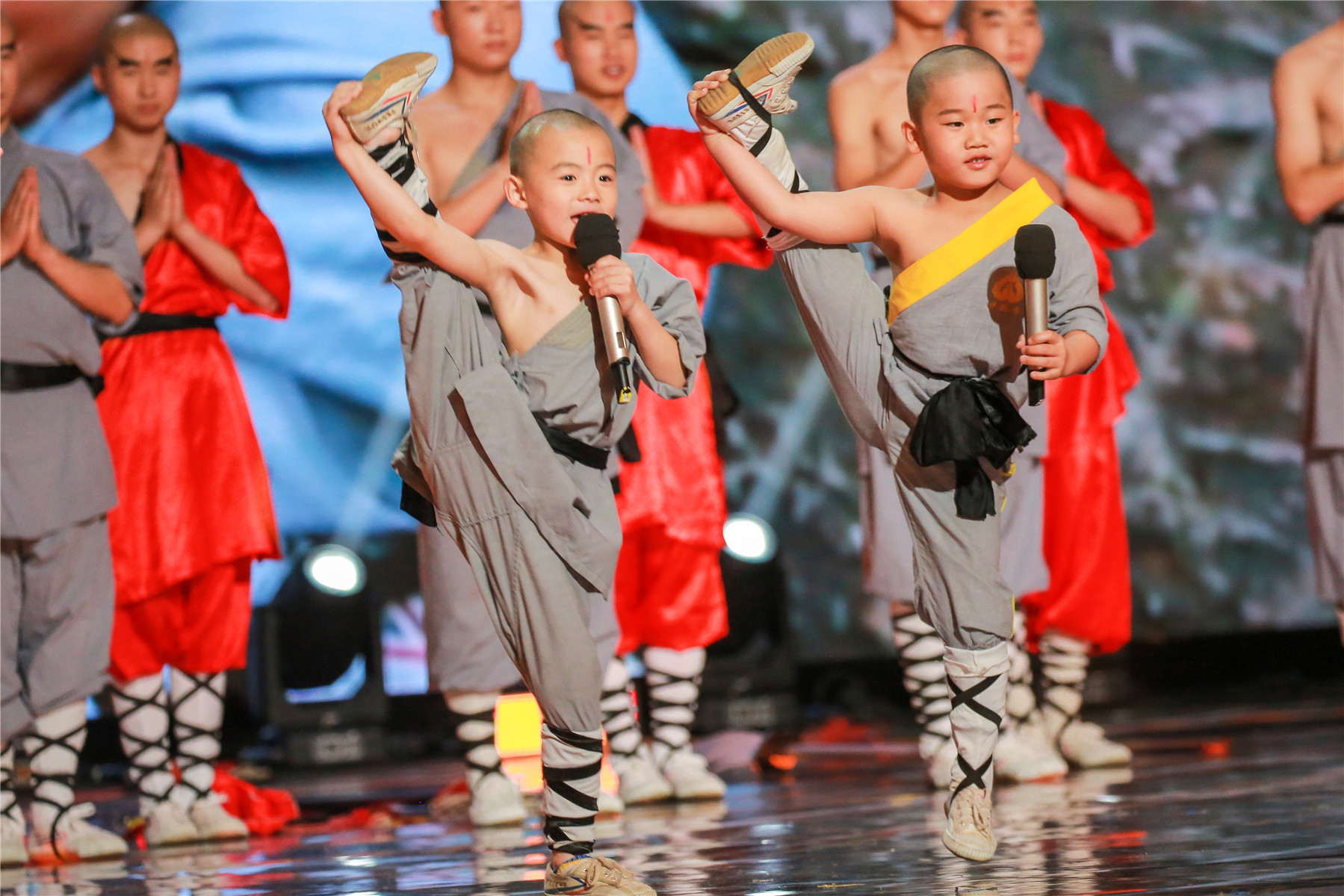 是吃可爱多长大的吧,是吃可爱多长大的吗