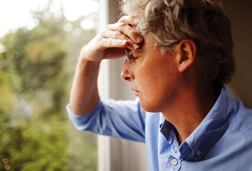 大脑是人体司令部，出现脑癌常会引起头痛等异常，该如何正确应对