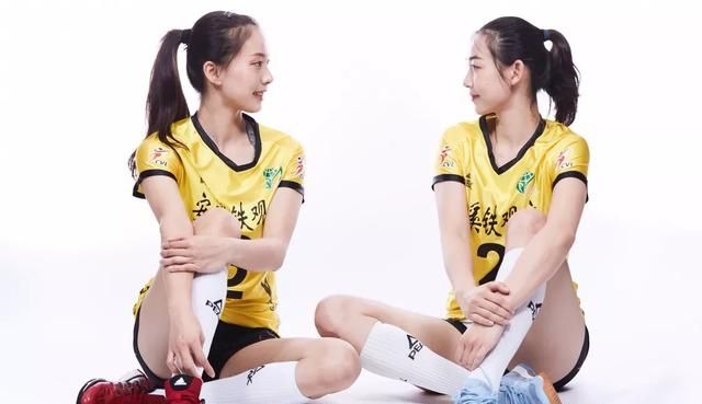 郑益昕被拦网视频,郑益昕改打接应的困难