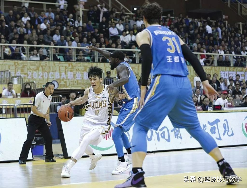 cba现在可以穿别的品牌的球鞋么,cba球员上脚球鞋2022-2023