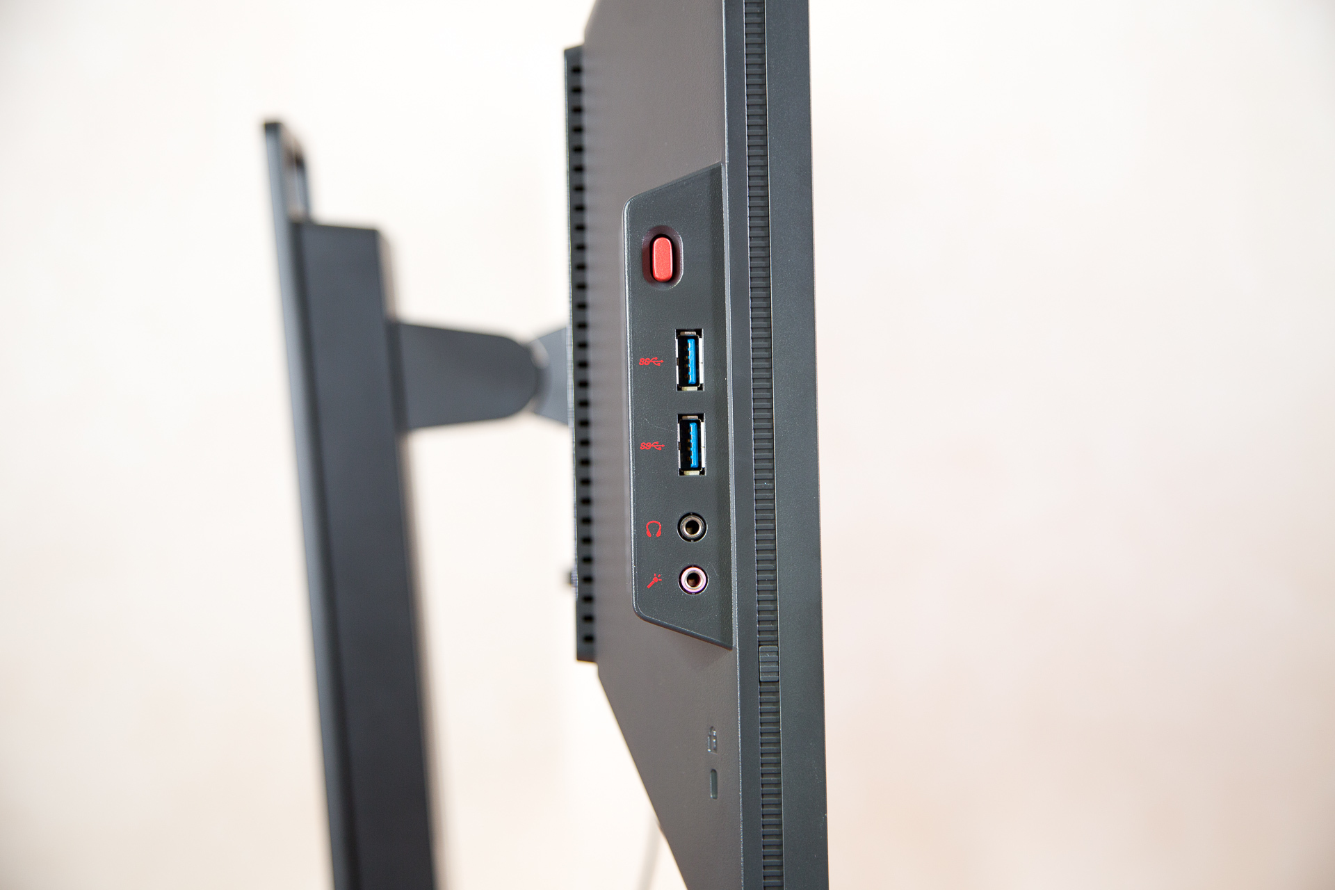 240hz刷新率跟165hz刷新率区别大吗,240hz1k卓威