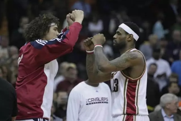 2022世界杯老将们的集体谢幕,世界杯颁奖仪式看台女球迷