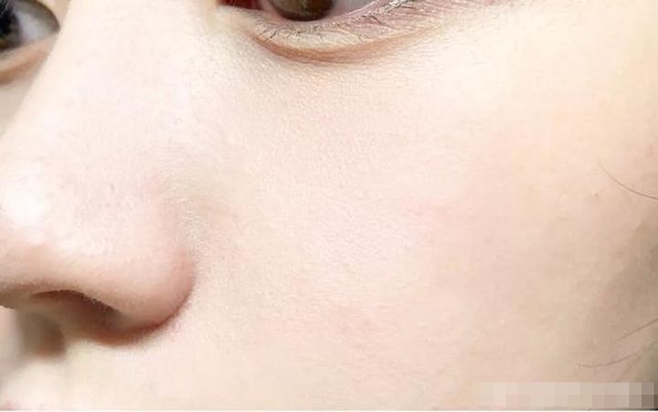 眼睛细长怎么化妆好看,眼间距宽怎么化妆小妙招