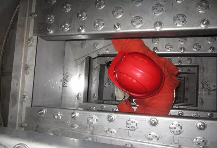 精馏塔中什么构造最简单,西藏精馏塔基本结构