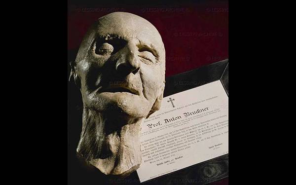 兀然不动的混沌被何物冲破——布鲁克纳《第九交响曲》