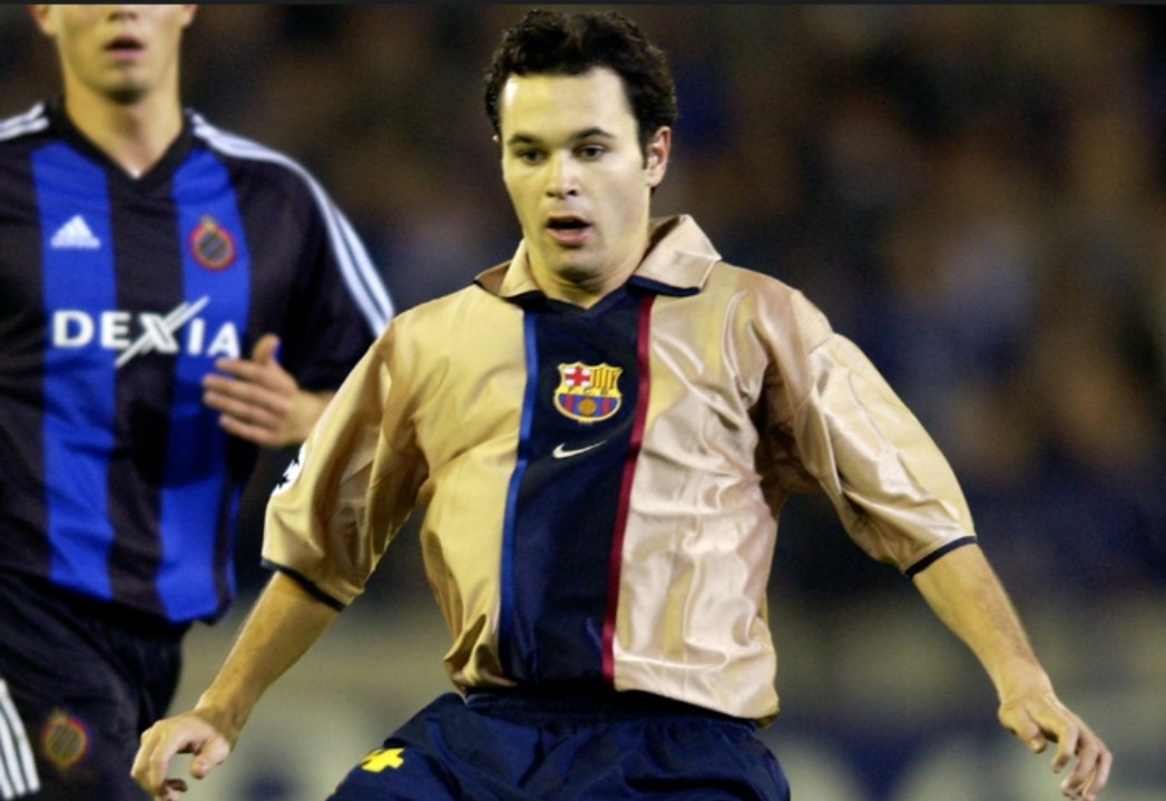 近几年退役的中场大师,巴塞罗那巅峰中场