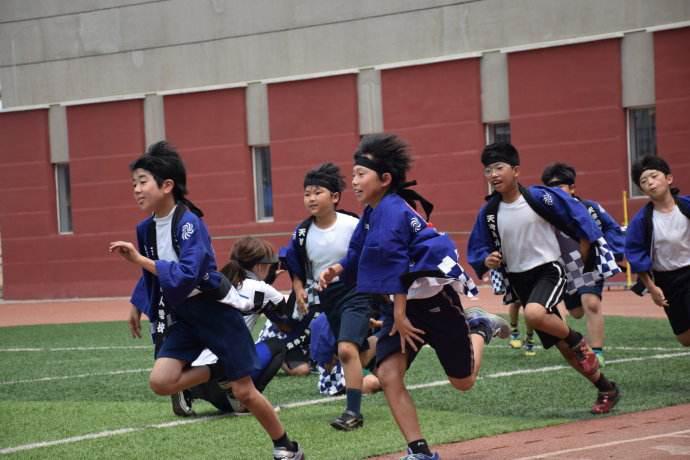 世界长寿国家排名，日本蝉联第一，平均寿命过84的他们有这些习惯