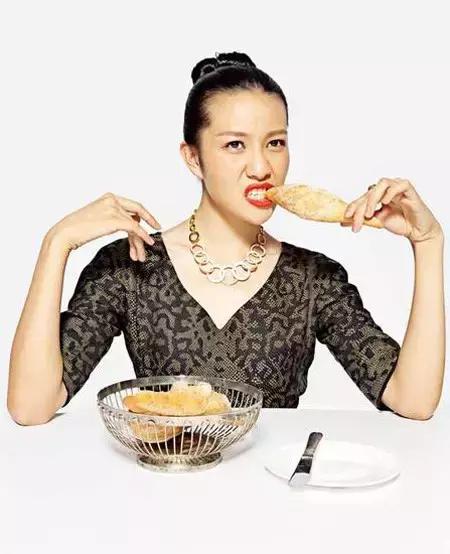 西餐礼仪刀叉使用礼仪视频教程,西餐礼仪手把手教程