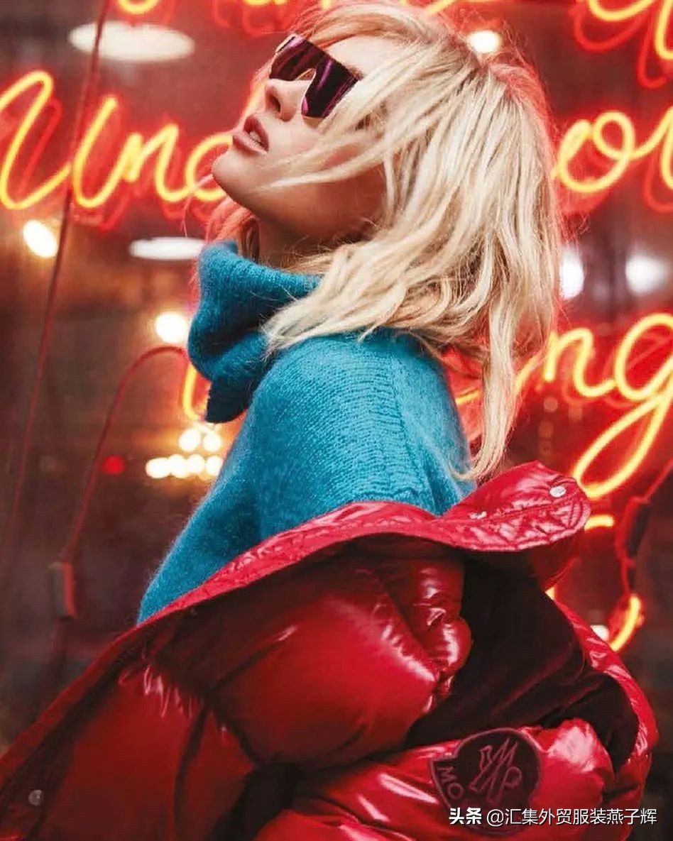 moncler20000走秀羽绒服,moncler羽绒服1952限量款黄色