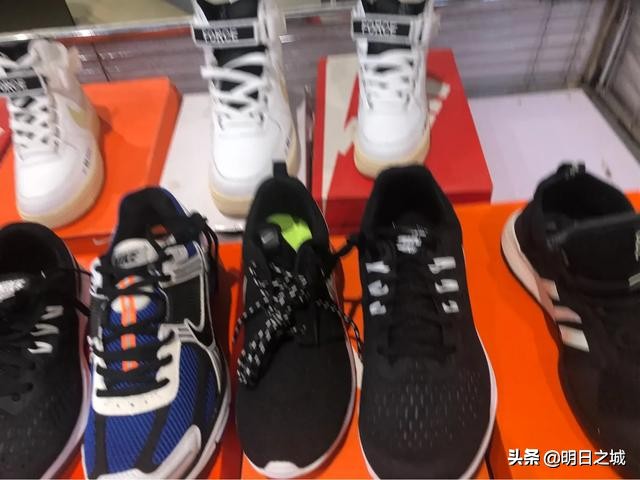 69999元的耐克鞋,耐克鞋原价588卖58元真的吗