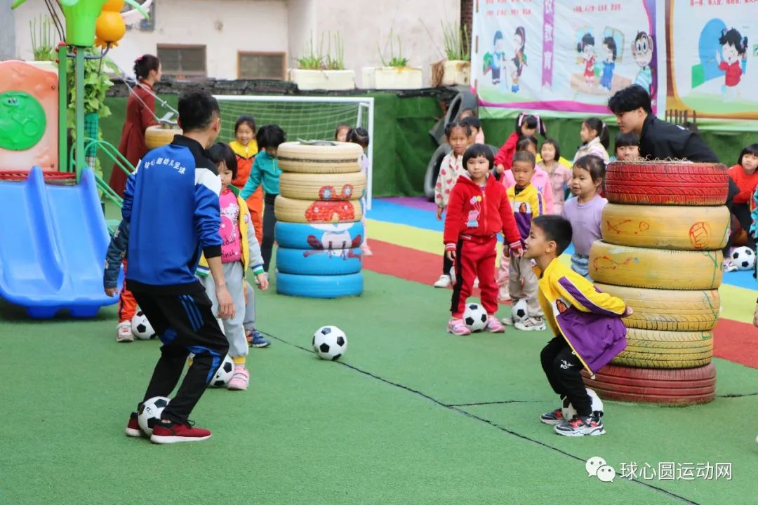 幼儿足球小足球,幼儿园儿童小足球