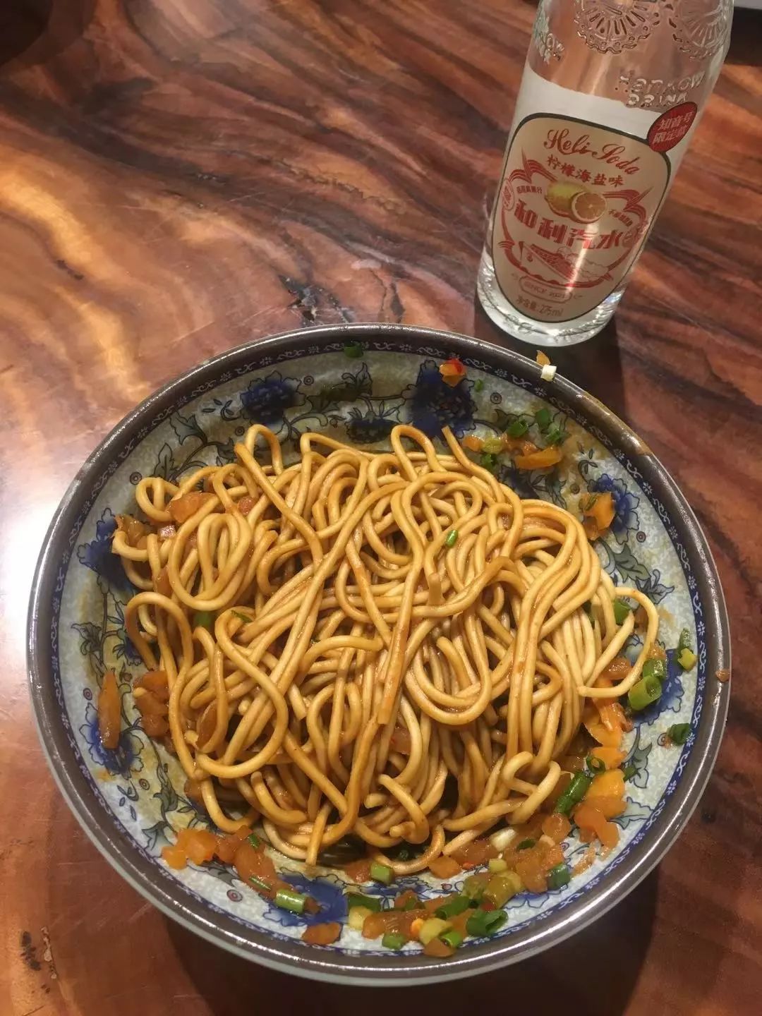 老阿里亏300万做餐饮：6分真材实料，3分火候工序到，只有1分窍