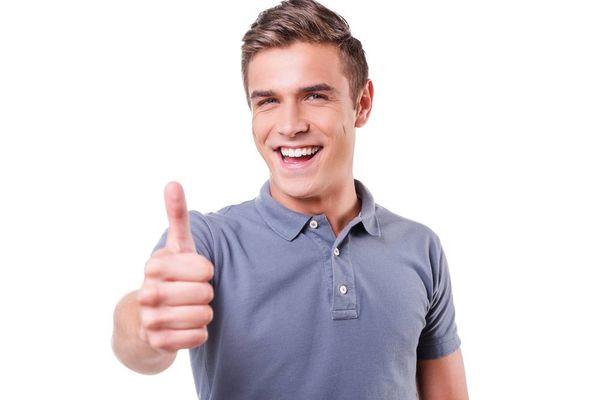 大拇指暗示着什么,大拇指指腹凹陷预示什么疾病