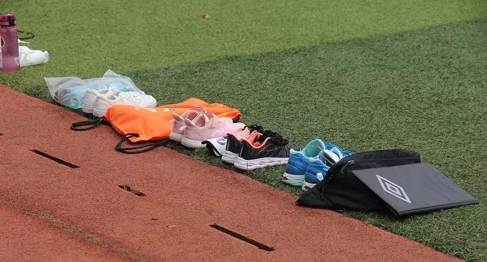 以小见大从小事才能看到大素质,怎么从小培养孩子的足球能力