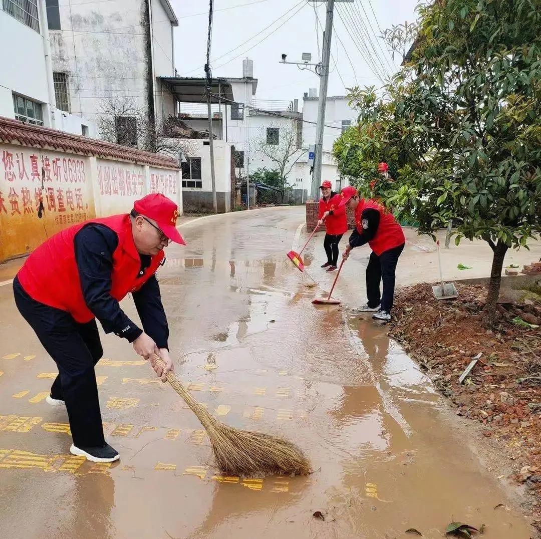 【学雷锋纪念日】江西赣县：公安版“雷锋日记”，用行动践行雷锋精神！