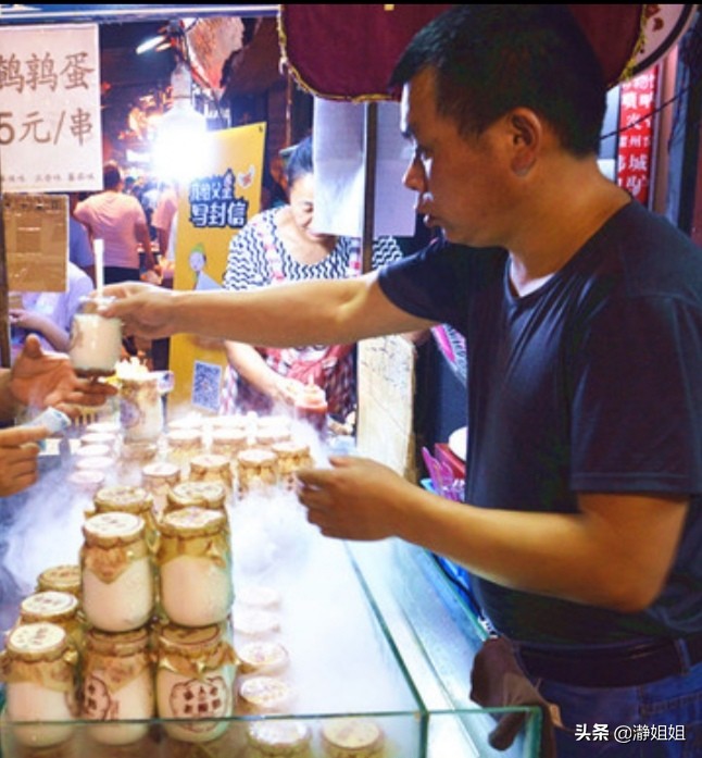 西安探店美食回民街,相约西安回民美食街