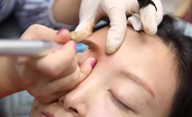 线条眉不上色的原因,线条眉怎么做上色好