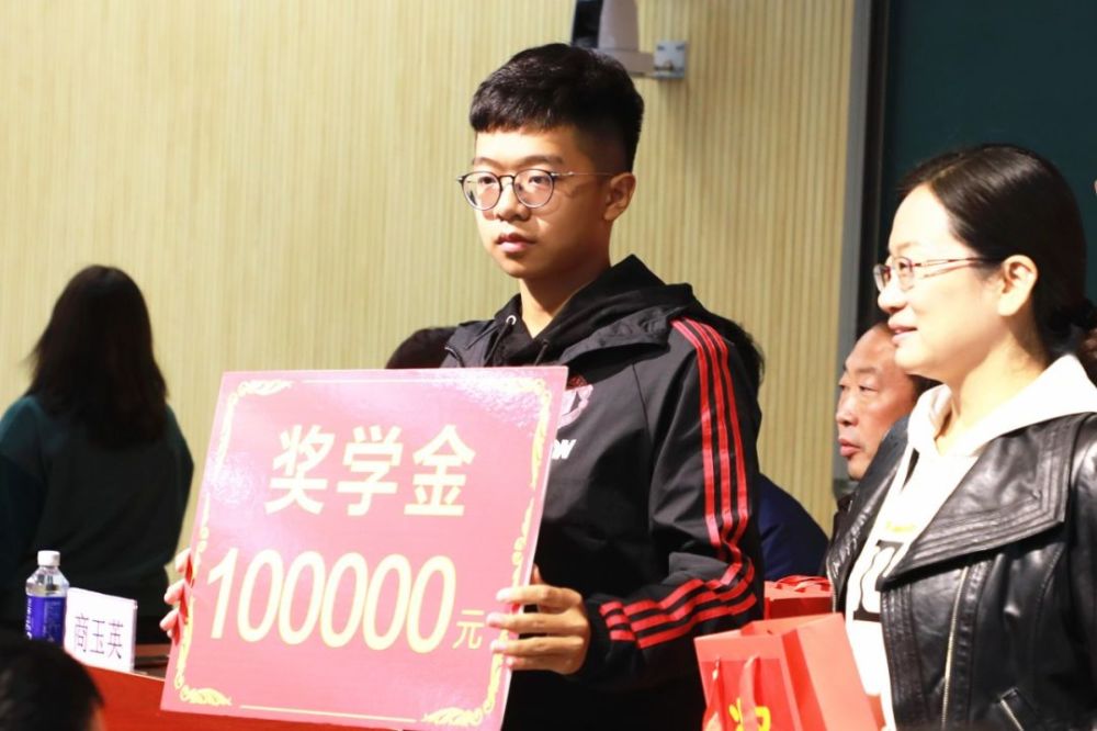 河北刘泽乾高考逆袭,刘泽乾各科考多少分