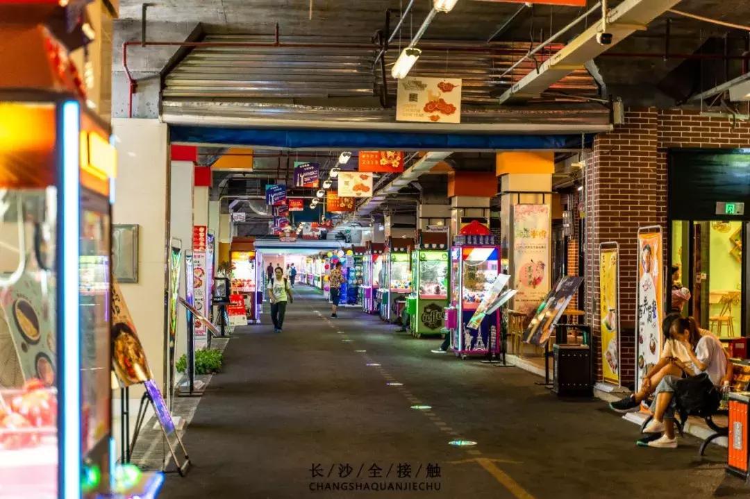 长沙最青春公交，串联6所大学的记忆