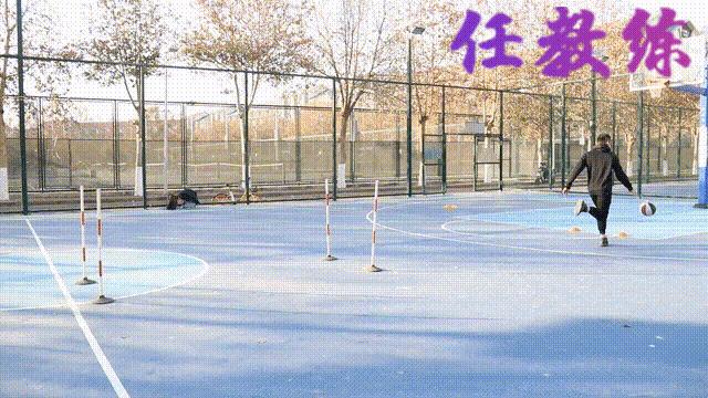 小学生篮球绕杆的正确方法与技巧,北京中考篮球绕杆评分标准