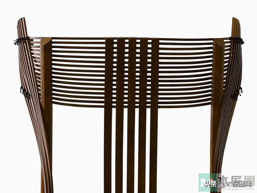 竹子编织的竹椅,用竹子制作的小竹椅