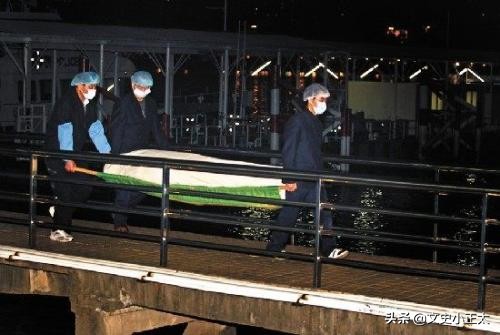 31岁女教师被特招参军,女教师被特招参军授少校军衔