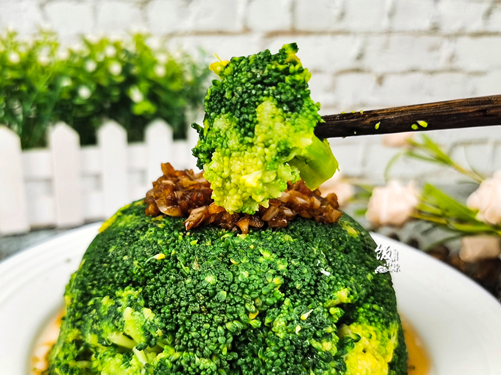 西兰花一定要洗干净,西兰花需要焯水去除草酸