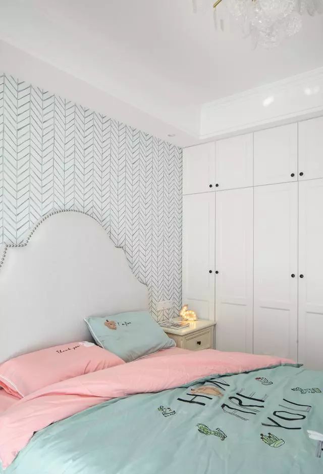 欧式150平米四室两厅装修效果图,25平方镂空复式装修全屋效果图