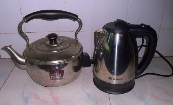 热水壶水垢喝多会怎么样,热水壶水垢太厚