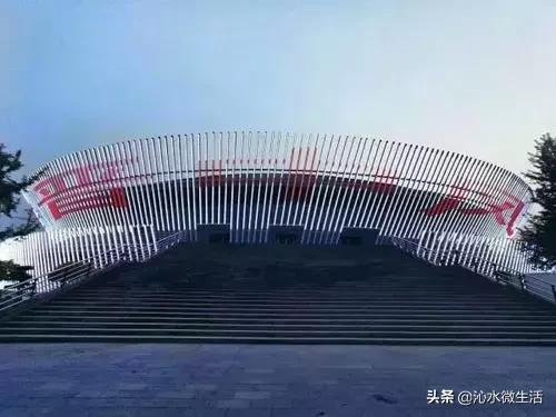 红凤巢玉如意……吸睛的二青会场馆，各个皆风景