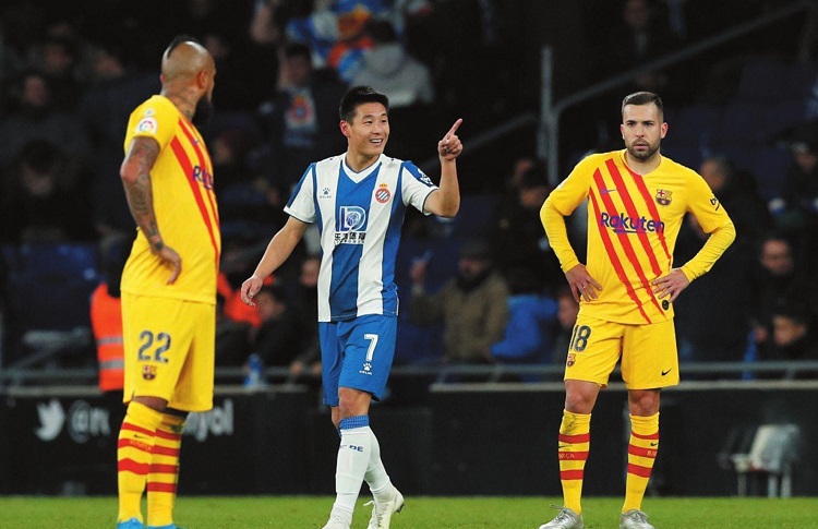 从万人空巷到一地鸡毛,从万人空巷到门可罗雀