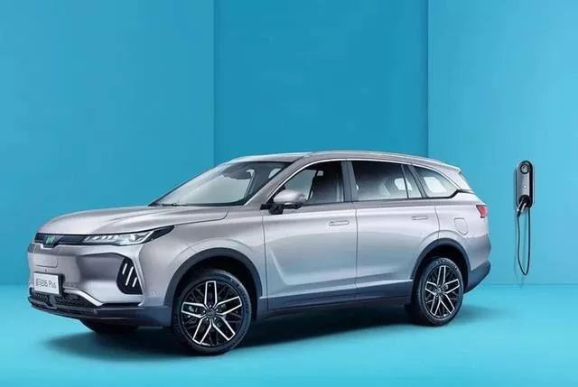 续航505公里的威马ex6,威马ex6纯电动suvplus落地价格